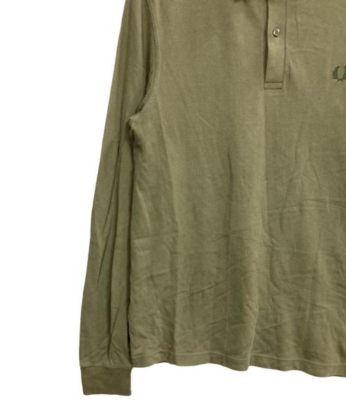 FRED PERRY（フレッドペリー）FRED PERRY (フレッドペリー) The Fred Perry Shirt カーキ サイズ:Mの古着・服飾アイテム