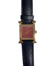 HERMES（エルメス）の古着「Hウォッチ」｜レッド