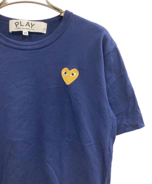 PLAY COMME des GARCONS（プレイコムデギャルソン）PLAY COMME des GARCONS (プレイコムデギャルソン) ワンポイントTシャツ ネイビー サイズ:XSの古着・服飾アイテム