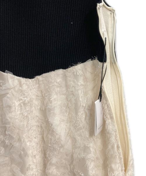RANDA（ランダ）RANDA (ランダ) オフショルニットドッキングワンピース ホワイト×ブラックの古着・服飾アイテム