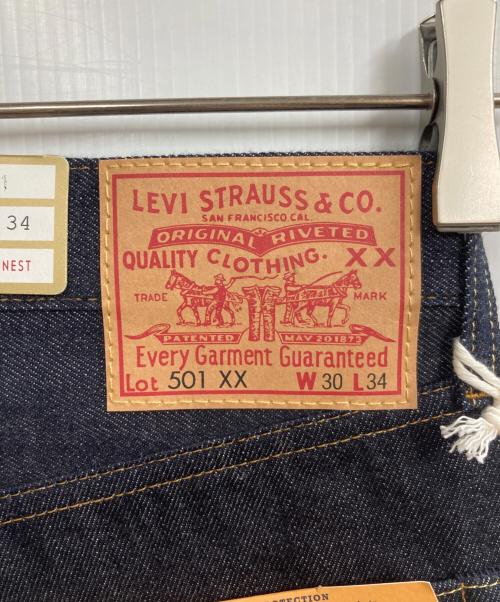 LEVI'S VINTAGE CLOTHING（リーバイス ビンテージ クロージング）LEVI'S VINTAGE CLOTHING (リーバイス ビンテージ クロージング) 1955年復刻 501XXデニムパンツ インディゴ サイズ:W30×L34 未使用品の古着・服飾アイテム