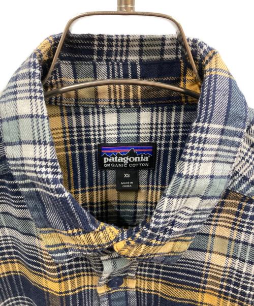 Patagonia（パタゴニア）Patagonia (パタゴニア) ライトウェイト・フィヨルド・フランネル・シャツ ネイビー サイズ:XSの古着・服飾アイテム