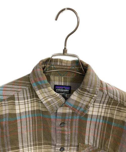 Patagonia（パタゴニア）Patagonia (パタゴニア) Iron Ridge Shirt カーキ サイズ:XSの古着・服飾アイテム