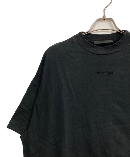 FOG ESSENTIALS（フィアオブゴッド エッセンシャル）FOG ESSENTIALS (フィアオブゴッド エッセンシャル) 半袖カットソー ブラック サイズ:Sの古着・服飾アイテム