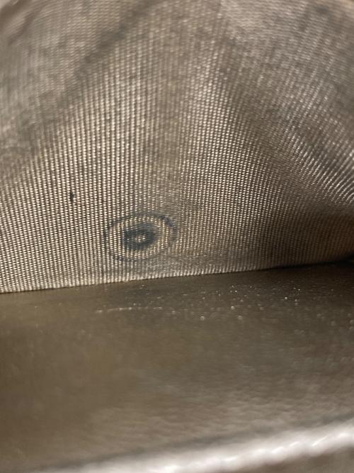 JIMMY CHOO（ジミーチュウ）JIMMY CHOO (ジミーチュウ) NEMO3つ折り財布 ゴールドカラーの古着・服飾アイテム