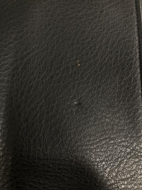 ERMENEGILDO ZEGNA（エルメネジルド・ゼニア）ERMENEGILDO ZEGNA (エルメネジルド・ゼニア) シボ加工PUレザートートバッグ ブラックの古着・服飾アイテム