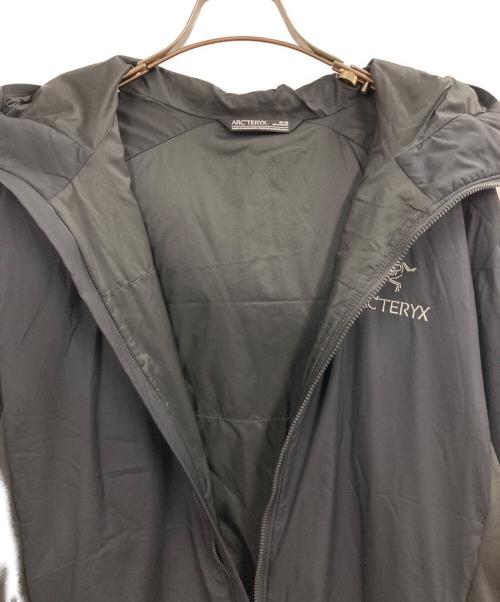 ARC'TERYX（アークテリクス）ARC'TERYX (アークテリクス) Atom Hoody ブラック サイズ:Mの古着・服飾アイテム