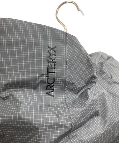 ARC'TERYX（アークテリクス）ARC'TERYX (アークテリクス) Rush Insulated Jacket グレー サイズ:Mの古着・服飾アイテム