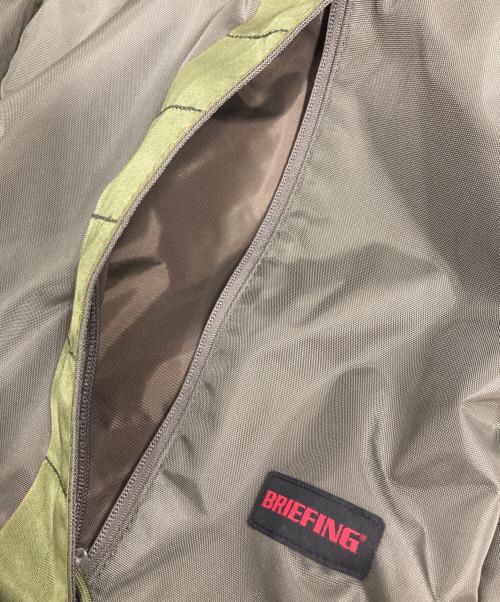BRIEFING（ブリーフィング）BRIEFING (ブリーフィング) BEAMS BOY (ビームスボーイ) 別注 TRAVEL SACOCHE カーキの古着・服飾アイテム