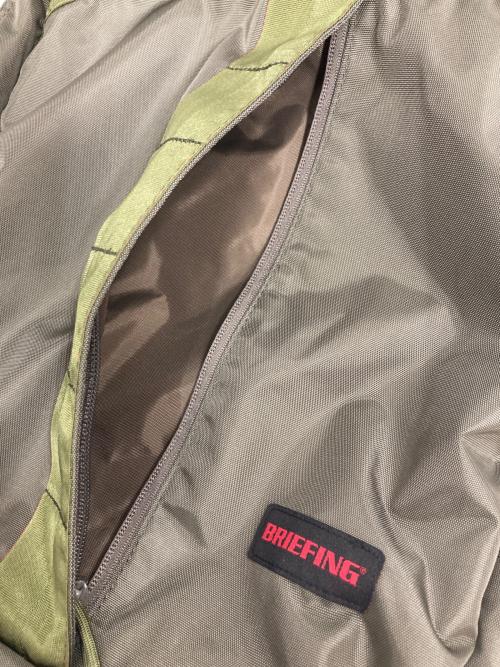 BRIEFING（ブリーフィング）BRIEFING (ブリーフィング) BEAMS BOY (ビームスボーイ) 別注 TRAVEL SACOCHE カーキの古着・服飾アイテム