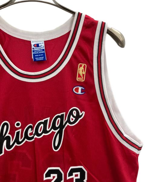 Champion（チャンピオン）Champion (チャンピオン) CHICAGO BULLS ゲームシャツ レッド サイズ:48の古着・服飾アイテム