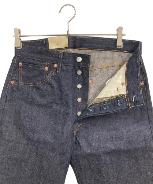 LEVI'S VINTAGE CLOTHING（リーバイス ビンテージ クロージング）LEVI'S VINTAGE CLOTHING (リーバイス ビンテージ クロージング) 501XX 1955年モデル インディゴ サイズ:W32 L34 未使用品の古着・服飾アイテム