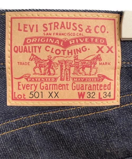 LEVI'S VINTAGE CLOTHING（リーバイス ビンテージ クロージング）LEVI'S VINTAGE CLOTHING (リーバイス ビンテージ クロージング) 501XX 1955年モデル インディゴ サイズ:W32 L34 未使用品の古着・服飾アイテム