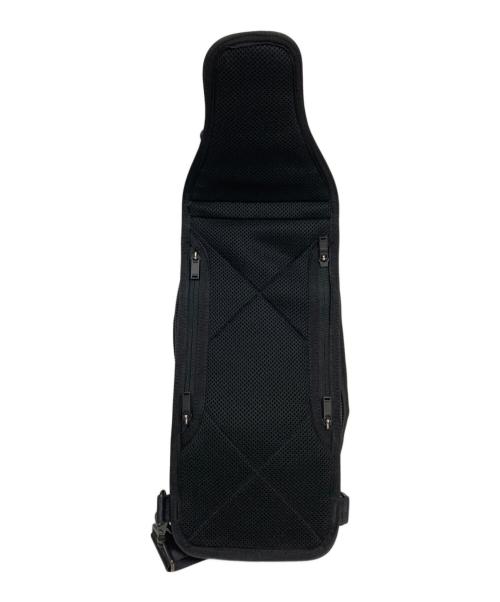 PORTER（ポーター）PORTER (ポーター) HEAT  SLING SHOULDER BAG ブラックの古着・服飾アイテム