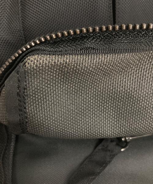 PORTER（ポーター）PORTER (ポーター) HEAT  SLING SHOULDER BAG ブラックの古着・服飾アイテム