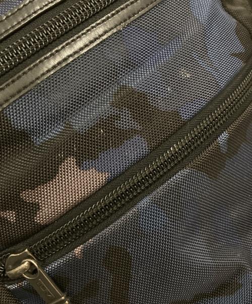 TUMI（トゥミ）TUMI (トゥミ) ALPHA BRAVO ブルーカモの古着・服飾アイテム
