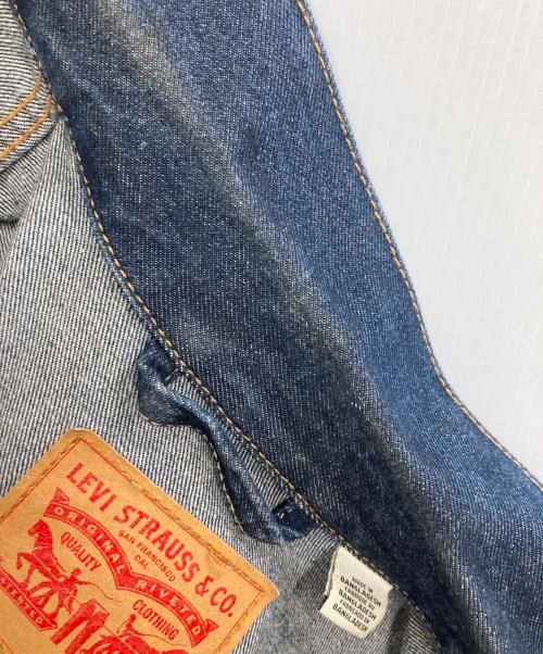 LEVI'S（リーバイス）LEVI'S (リーバイス) デニムジャケット インディゴ サイズ:Mの古着・服飾アイテム
