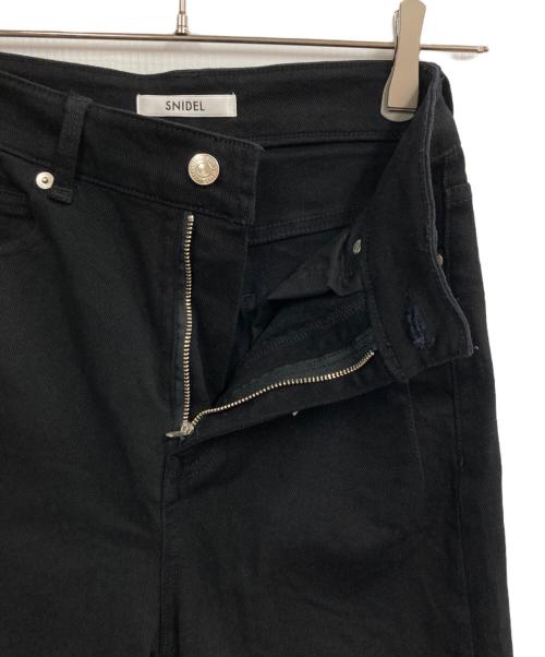 Snidel（スナイデル）Snidel (スナイデル) STYLE UP PANTS フレアデニムパンツ ブラックの古着・服飾アイテム