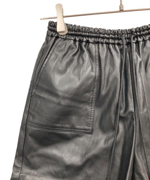 Mystrada（マイストラーダ）Mystrada (マイストラーダ) フェイクレザーショートパンツ ブラック サイズ:36 未使用品の古着・服飾アイテム