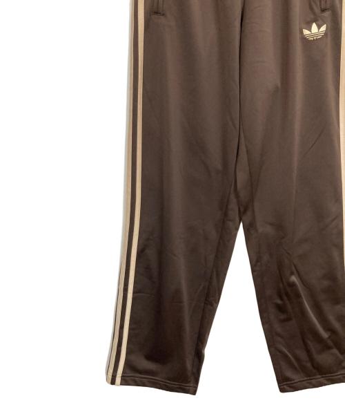 adidas（アディダス）adidas (アディダス) ファイヤーバードトラックパンツ ブラウン サイズ:XSの古着・服飾アイテム