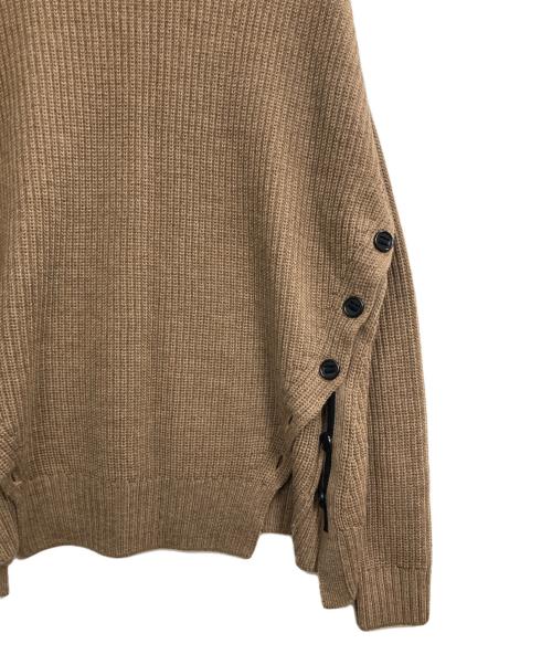 JOHN LAWRENCE SULLIVAN（ジョン ローレンス サリバン）JOHN LAWRENCE SULLIVAN (ジョン ローレンス サリバン) FRONT SIDE BUTTONED CN SWEATER ベージュ サイズ:Sの古着・服飾アイテム