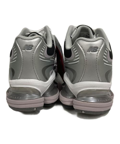 NEW BALANCE（ニューバランス）NEW BALANCE (ニューバランス) 2000 U20003OZ シルバー サイズ:28cm 未使用品の古着・服飾アイテム