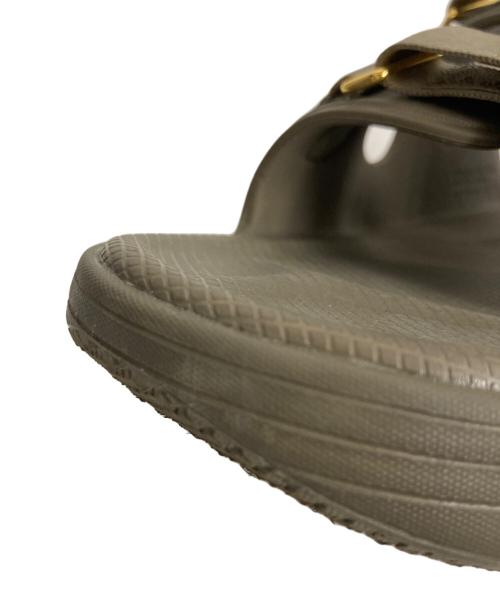 suicoke（スイコック）suicoke (スイコック) DEUXIEME CLASSE (ドゥーズィエム クラス) 別注サンダル グレー サイズ:24.0の古着・服飾アイテム