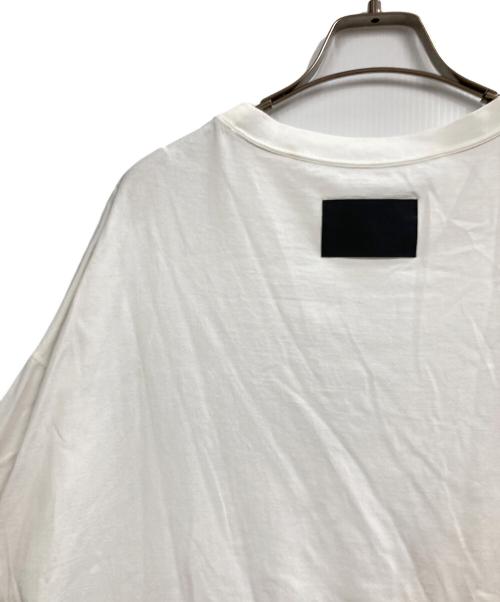 COGTHEBIGSMOKE（コグザビッグスモーク）COGTHEBIGSMOKE (コグザビッグスモーク) DELTA T-SHIRT ホワイト サイズ:記載なし（実寸サイズを参照ください）の古着・服飾アイテム