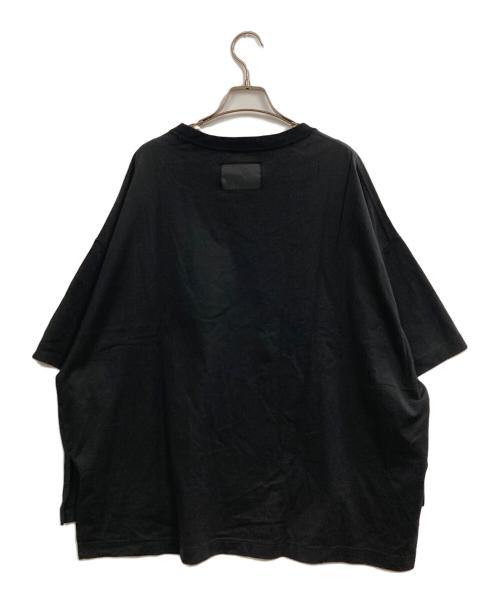 COGTHEBIGSMOKE（コグザビッグスモーク）COGTHEBIGSMOKE (コグザビッグスモーク) DELTA T-SHIRT ブラック サイズ:記載無しの古着・服飾アイテム