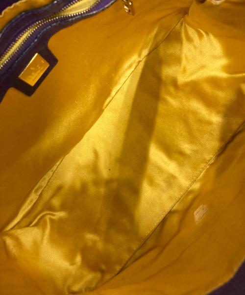 FENDI（フェンディ）FENDI (フェンディ) マンマバケット フラップワンショルダーバッグ パープルの古着・服飾アイテム