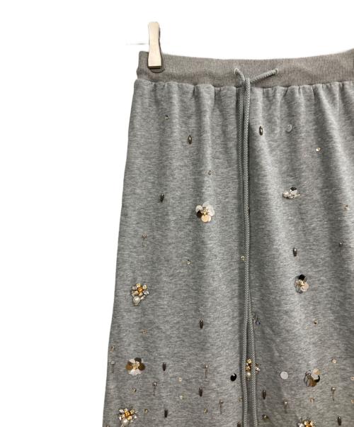 Ameri（アメリ）AMERI (アメリ) BIJOU MOTIF SWEAT SKIRT グレー サイズ:Sの古着・服飾アイテム
