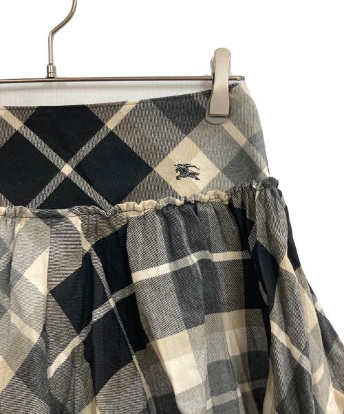 BURBERRY BLUE LABEL（バーバリー ブルー レーベル）BURBERRY BLUE LABEL (バーバリー ブルー レーベル) チェックスカパン ベージュ サイズ:38の古着・服飾アイテム