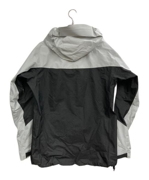ARC'TERYX（アークテリクス）ARC'TERYX (アークテリクス) ALPHA JACKET M Black/Solitude/Jungl サイズ:Lの古着・服飾アイテム