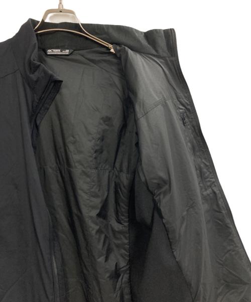 ARC'TERYX（アークテリクス）ARC'TERYX (アークテリクス) ATOM JACKET ブラック サイズ:Lの古着・服飾アイテム