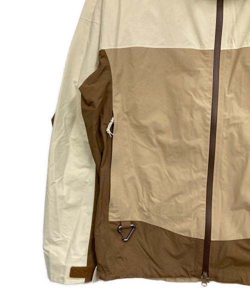 NIKE ACG（ナイキエーシージー）NIKE ACG (ナイキエーシージー) SFADV MORPHO RAIN JKT アイボリー サイズ:Lの古着・服飾アイテム