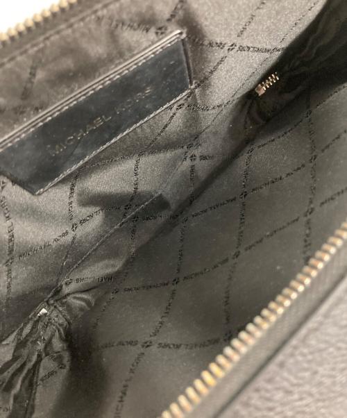 MICHAEL KORS（マイケルコース）MICHAEL KORS (マイケルコース) COOPER ダブルジップ ロング クロスボディ ブラックの古着・服飾アイテム