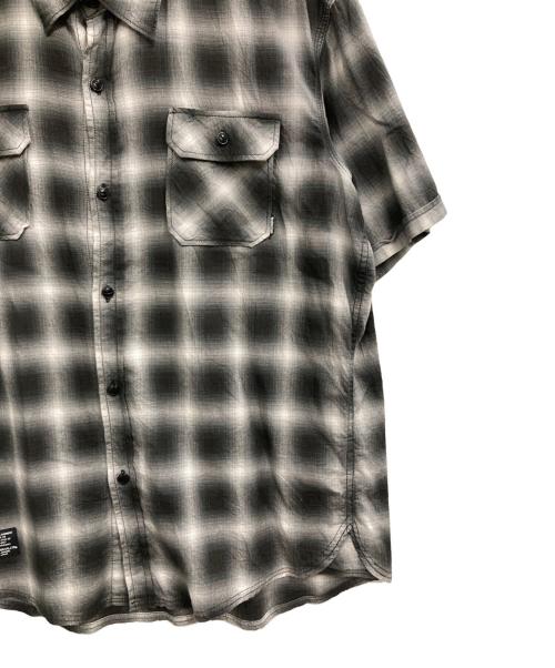 NEIGHBORHOOD（ネイバーフッド）NEIGHBORHOOD (ネイバーフッド) オンブレチェック半袖シャツ ブラック サイズ:Mの古着・服飾アイテム