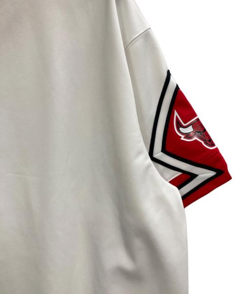 MITCHELL & NESS（ミッチェルアンドネス）MITCHELL & NESS (ミッチェルアンドネス) 1987-88/BULLSゲームシャツ ホワイト サイズ:52(2XL)の古着・服飾アイテム
