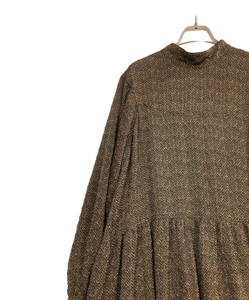 SUM1 STYLE（スミスタイル）SUM1 STYLE (スミスタイル) スタンドカラーティアードワンピース ドットワンピース ブラック サイズ:Fの古着・服飾アイテム