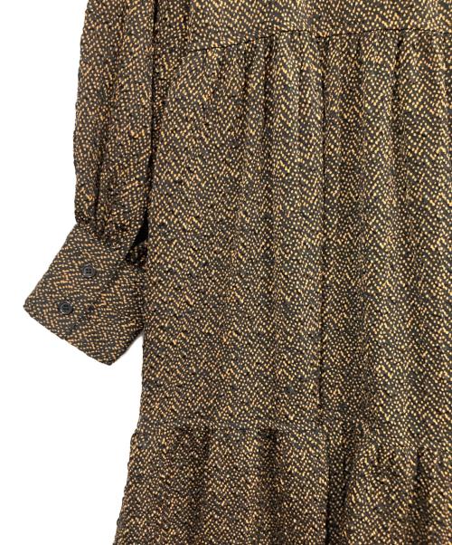 SUM1 STYLE（スミスタイル）SUM1 STYLE (スミスタイル) スタンドカラーティアードワンピース ドットワンピース ブラック サイズ:Fの古着・服飾アイテム