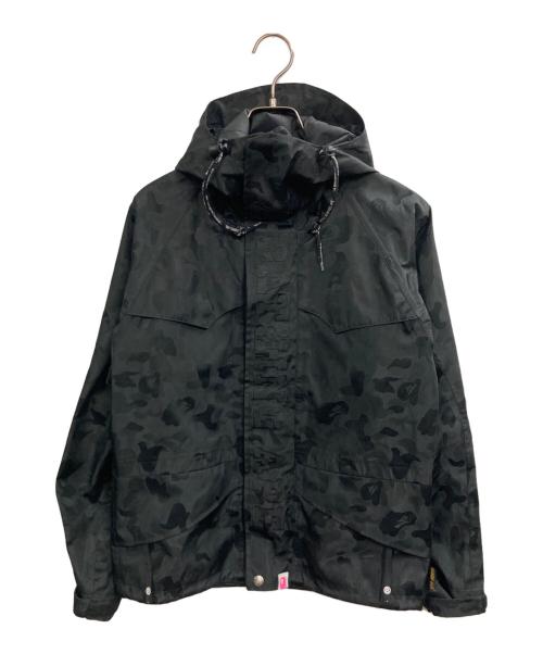 A BATHING APE（アベイシングエイプ）A BATHING APE (アベイシングエイプ) ゴアテックスサルカモマウンテンパーカー ブラック サイズ:SHORTの古着・服飾アイテム