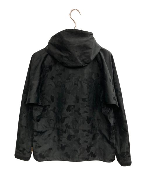 A BATHING APE（アベイシングエイプ）A BATHING APE (アベイシングエイプ) ゴアテックスサルカモマウンテンパーカー ブラック サイズ:SHORTの古着・服飾アイテム