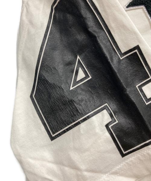 GIVENCHY（ジバンシィ）GIVENCHY (ジバンシィ) Star Patch T-shirt ホワイト サイズ:Ｓの古着・服飾アイテム