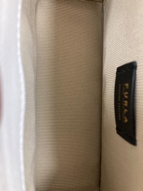 FURLA（フルラ）FURLA (フルラ) 1927 クロスボディバッ ホワイトの古着・服飾アイテム