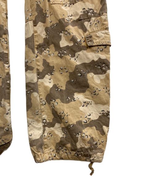 stussy（ステューシー）stussy (ステューシー) チョコチップカモカーゴパンツ ベージュ サイズ:W34の古着・服飾アイテム