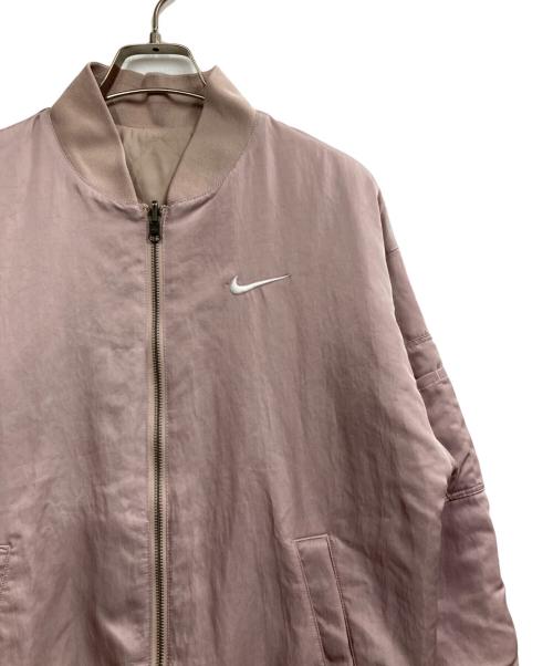 NIKE（ナイキ）NIKE (ナイキ) NSW バーシティ リバーシブル ボンバージャケット ピンク サイズ:XSの古着・服飾アイテム