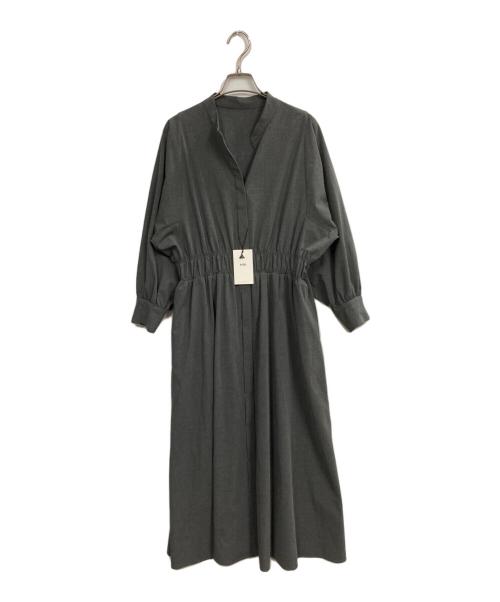 INED（イネド）INED (イネド) バンドカラーワンピース グレー サイズ:7 未使用品の古着・服飾アイテム