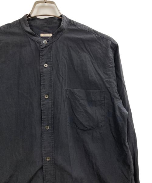 COMOLI（コモリ）COMOLI (コモリ) 17SS バンドカラーシャツ ブラック サイズ:2の古着・服飾アイテム