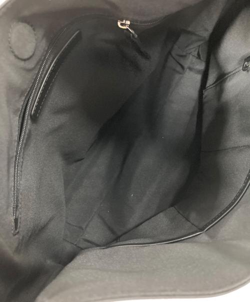 ROH SEOUL（ローソウル）ROH SEOUL (ローソウル) pulpy hobobag ブラックの古着・服飾アイテム