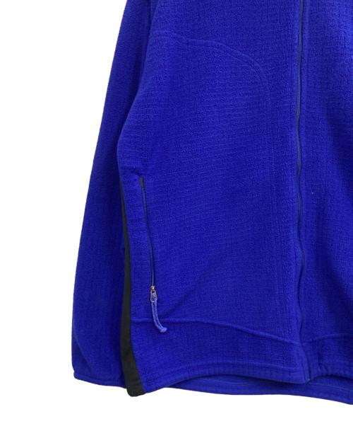 Patagonia（パタゴニア）Patagonia (パタゴニア) R3 ラディアントジャケット ブルー サイズ:XLの古着・服飾アイテム